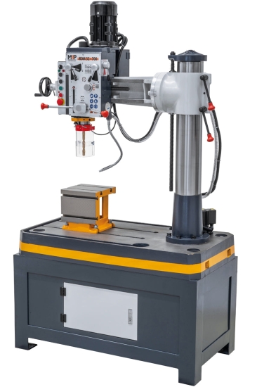 Radialbohrmaschine RDM 32 - 700 / 400 V rechts