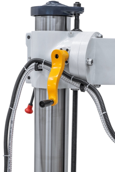 Radialbohrmaschine RDM 32 - 700 / 400 V kurbel höhenverstellung