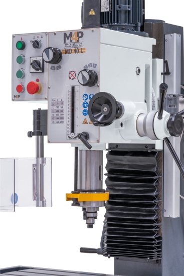 Bohr- und Fräsmaschine 800 x 240 mm MD 40 L-D / 400 V