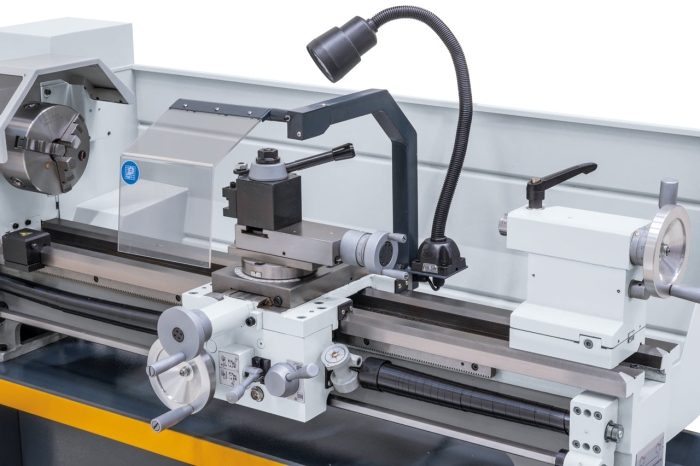 Leit- und Zugspindeldrehmaschine DM 900 V / 230 V mit Untergestell SL 12