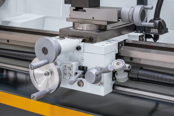 Leit- und Zugspindeldrehmaschine DM 900 V / 230 V mit Untergestell SL 12