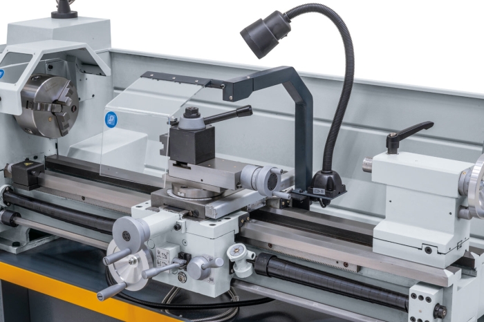 Leit- und Zugspindeldrehmaschine DM 900 V-D / 230 V mit Untergestell SL 12