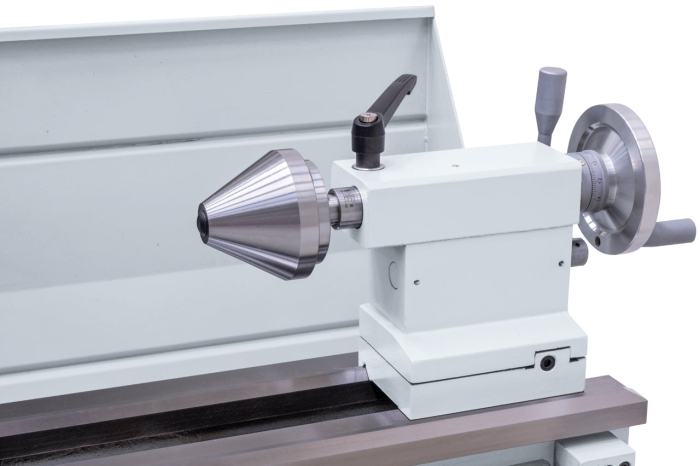 Leit- und Zugspindeldrehmaschine DM 900 V-D / 230 V mit Untergestell SL 12