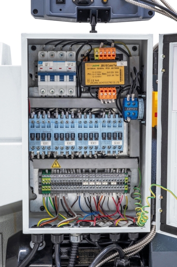 Leit- und Zugspindeldrehmaschine DM 1000 eco-D schaltkasten