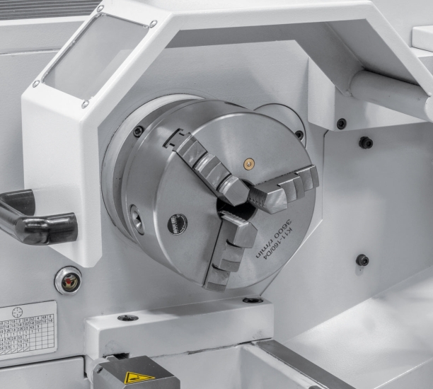 Leit- und Zugspindeldrehmaschine DM 1000 Vario backenfutter