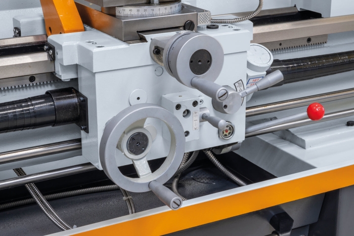 Universaldrehmaschine TL 400 x 1000 D schlitten handräder