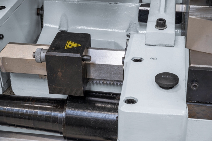 Universaldrehmaschine TL 560 x 1500 D mikrometerlängsanschlag 1