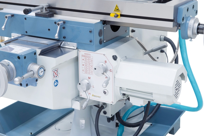 Bernardo UWF 110 Universalfräsmaschinen