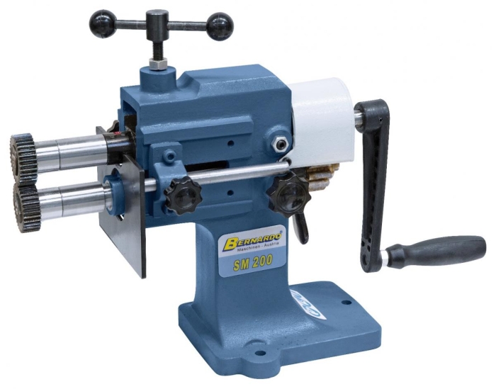 Bernardo SM 200 Manuelle Sickenmaschinen