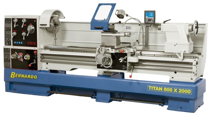 Bernardo Titan 800 x 3000 Universaldrehmaschinen mit Digitalanzeige