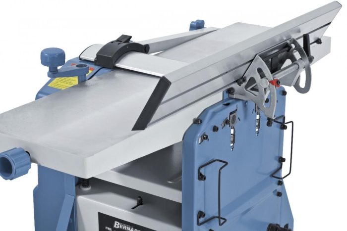 Aluminium-Abrichtanschlag, verwendbar von 90° bis 45°.